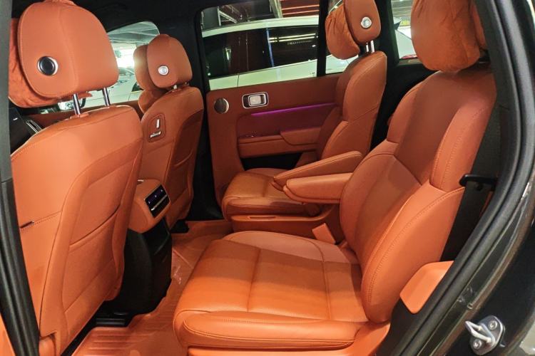 Used Li Auto L8 2023 Pro Model
