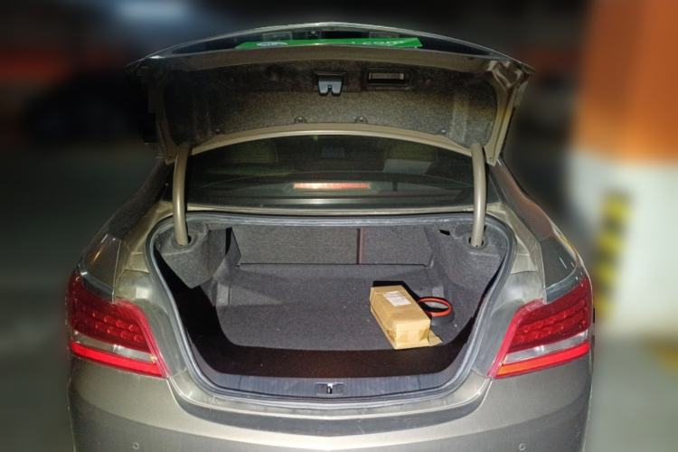 Used Buick LaCrosse 2013 2.4L SIDI Luxury Comfort Edition Trunk