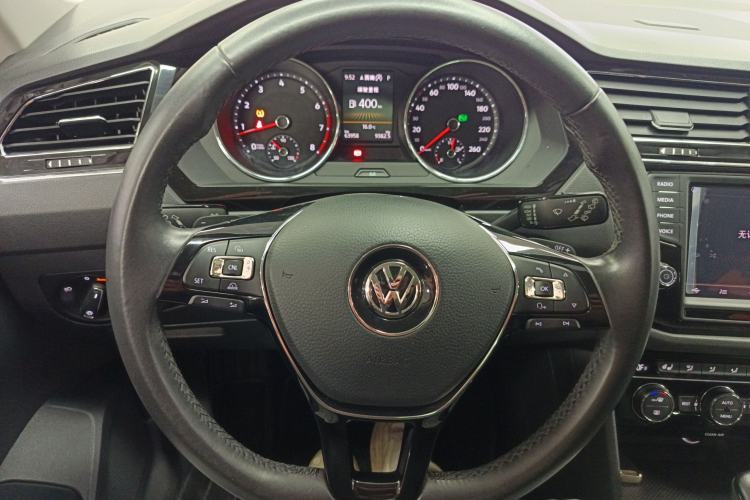 Used Volkswagen Tiguan L 2017 330TSI Automatic Two-Wheel Drive Luxury Edition
