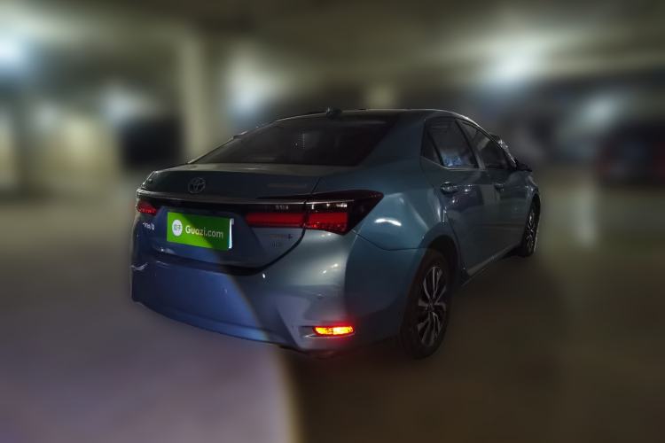 Used Toyota Corolla 2016 Dual-Engine 1.8L E-CVT Elite Edition
