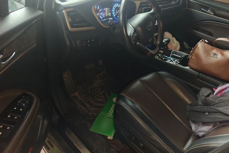 Used GAC Trumpchi GS5 2019 270T Automatic Elite Edition Driver Seat