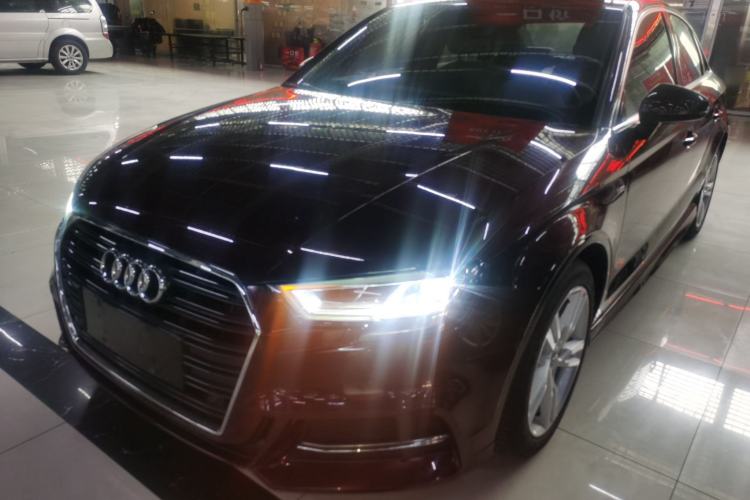 Used Audi A3 2019 Limousine 35 TFSI Fashion Edition China VI Emission Standard