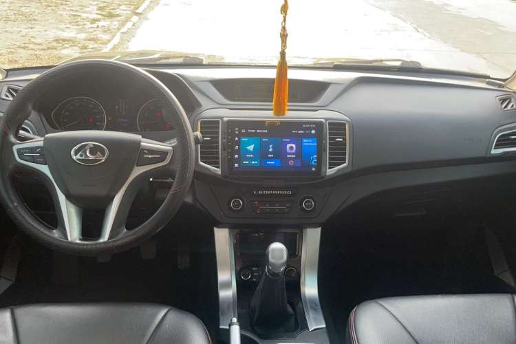 Used Leopaard Q6 2015 2.4L Manual 4x4 Excellence Edition