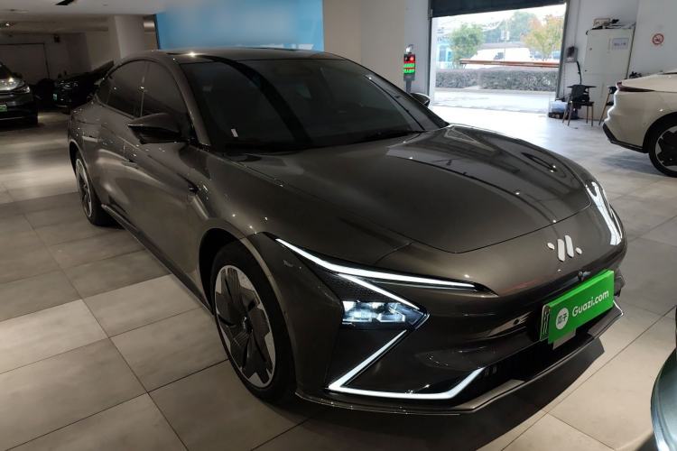 Used IM L7 2022 Dynamic Model