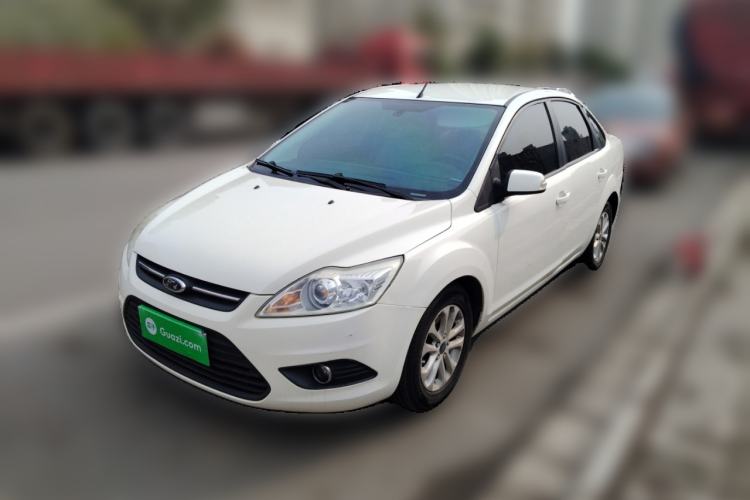 Used Ford Focus 2013 Sedan Classic 1.8L Manual Base Model