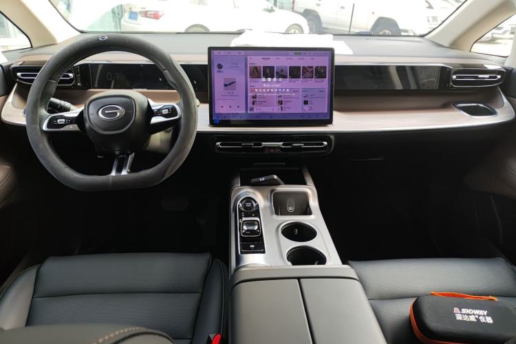 Used GAC Trumpchi Trumpchi E8 2024 Honor Series 2.0L Honor Edition