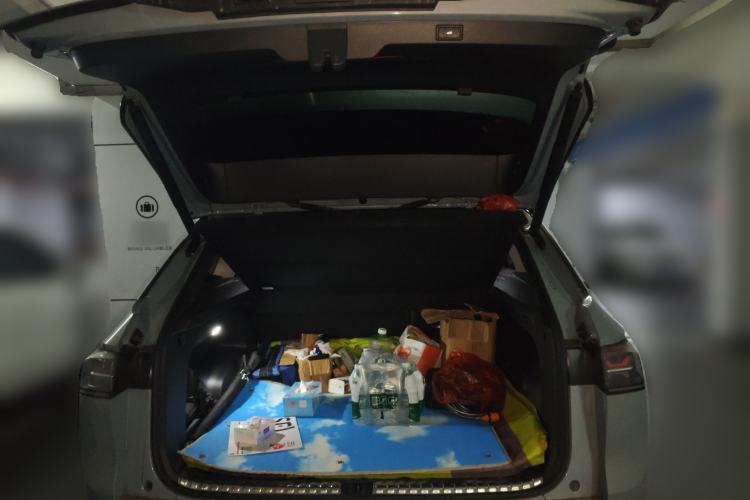 Used Volkswagen Tavendor 2023 380TSI Four-Wheel Drive R-Line First Edition Trunk