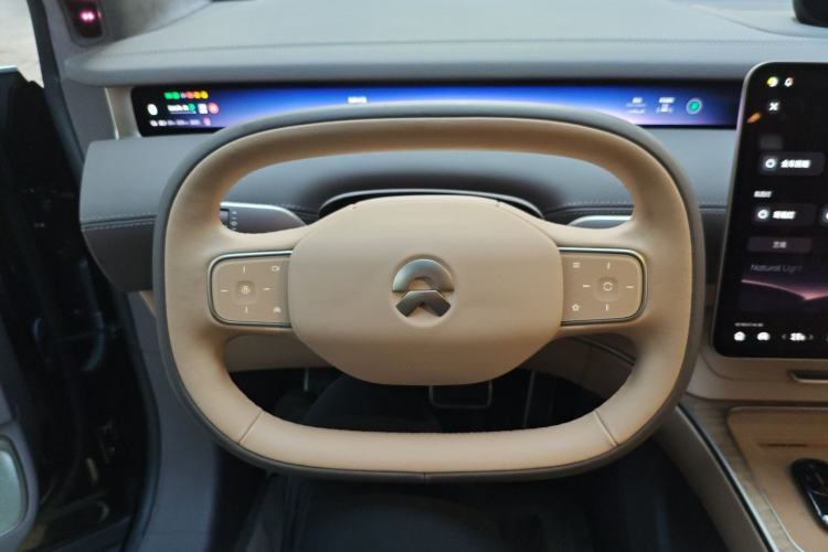 Used Nio ET9 2025 100kWh Signature Edition
