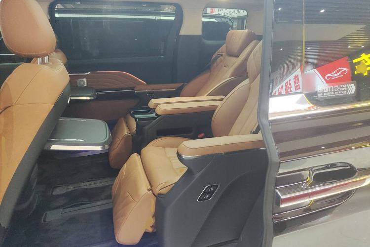 Used Hongqi HQ9 2023 2.0T Smart Connect Flagship Edition
