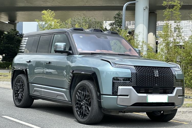 Used Yangwang U8 2023 Luxury Edition
