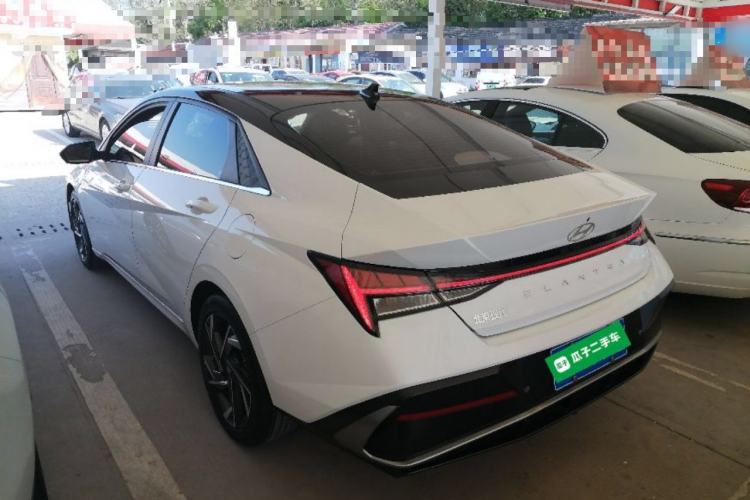 Used Hyundai Elantra 2023 1.5L CVT LUX Prestige Edition