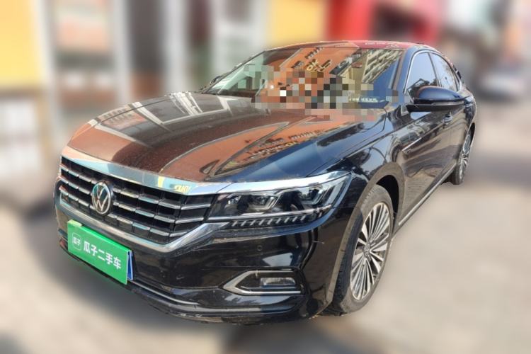 Used Volkswagen Passat 2020 Revised Version 330TSI Luxury Edition China VI Standard