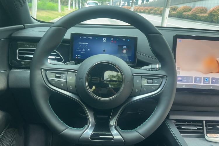 Used BYD Seal 06 New Energy 2025 DM-i Smart Drive 120KM Deluxe Model Instrument Cluster