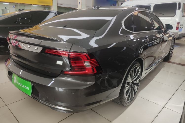 Used Volvo S90 New Energy 2023 T8 Plug-in Hybrid All-Wheel Drive Long-Range Luxury Edition