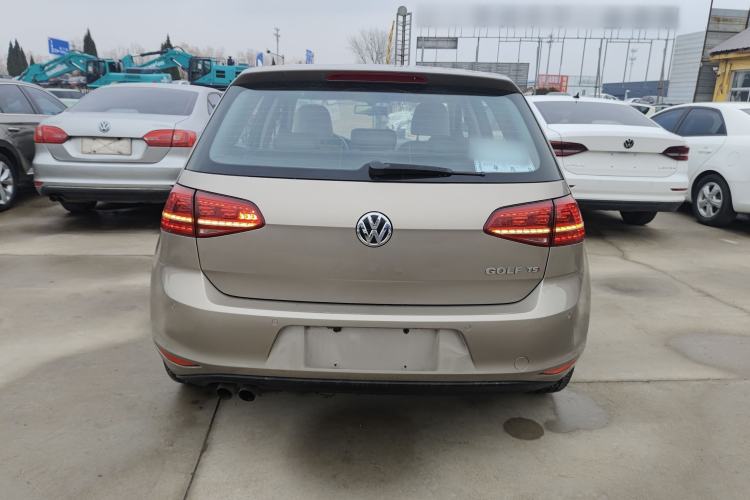 Used Volkswagen Golf 2014 1.4TSI Automatic Luxury Model
