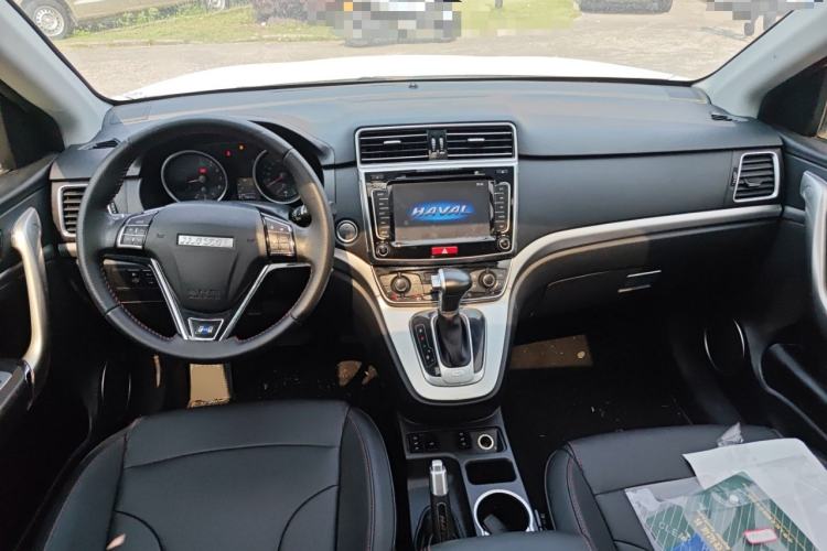 Used Haval H6 2017 Blue Label Sport Edition 1.5T Automatic Two-Wheel Drive Luxury Model Center Console