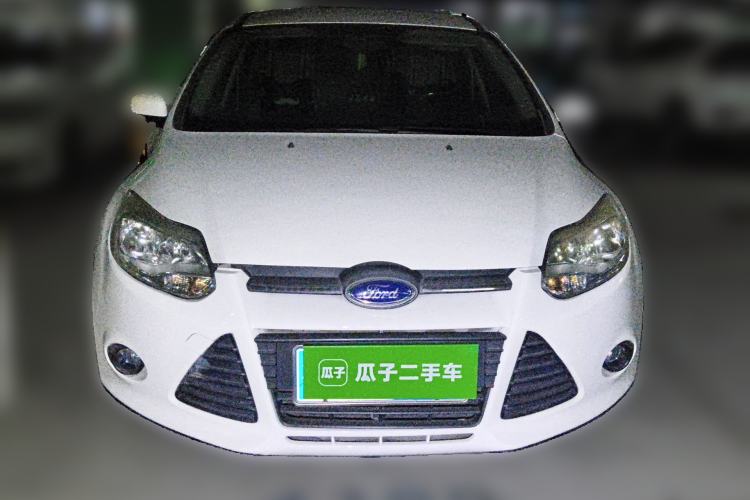 Used Ford Focus 2012 Sedan 1.6L Manual Comfort Model
