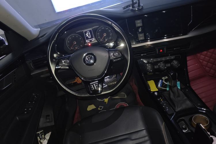 Used Volkswagen Passat 2019 280TSI Elite Edition China V Standard Steering Wheel