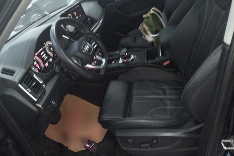 Used Audi Q5L 2022 40T Luxury Dynamic Model
