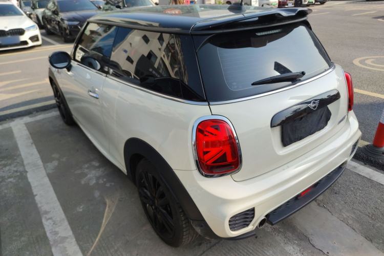 Used MINI 2019 1.5T COOPER Racing Driver

