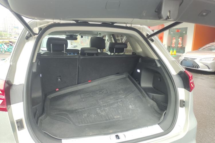 Used Hongqi HS5 2022 2.0T Smart Connect Flagship Enjoyment Purchase Edition Trunk