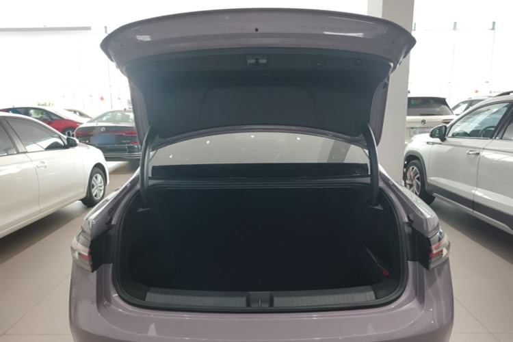 Used Volkswagen Passat 2025 Pro 380TSI Dragon Supreme Edition
