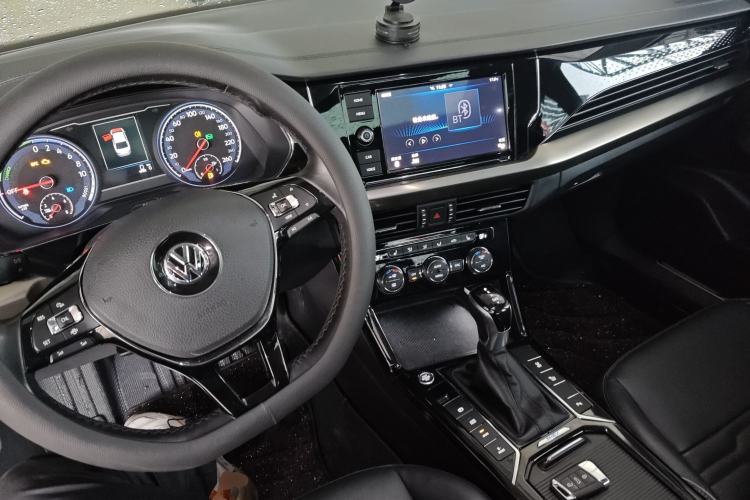 Used Volkswagen Passat New Energy 2019 430 PHEV Hybrid Elite Edition Center Console