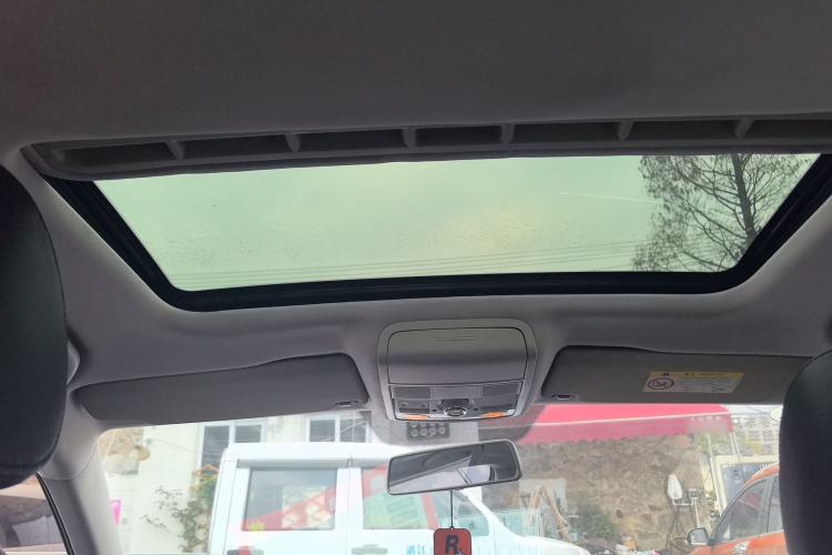 Used Volkswagen Sagitar 2015 1.6L Automatic Comfort Model Headliner