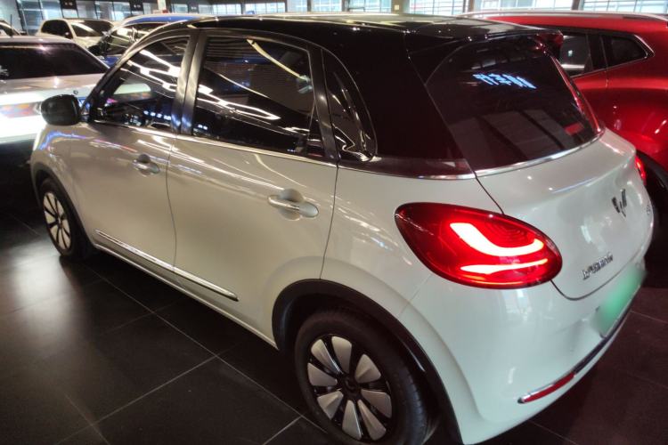 Used Wuling Bingo 2024 333 km Enjoyment Version
