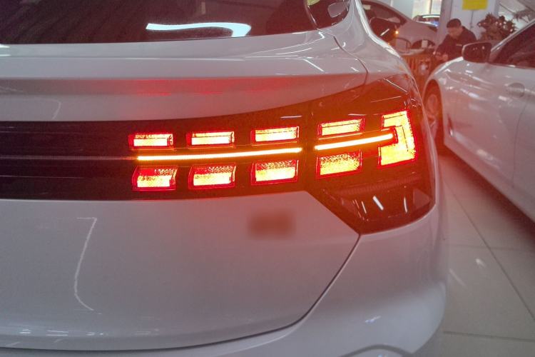 Used Lynk & Co 05 2020 2.0TD Two-Wheel Drive Shine Halo
