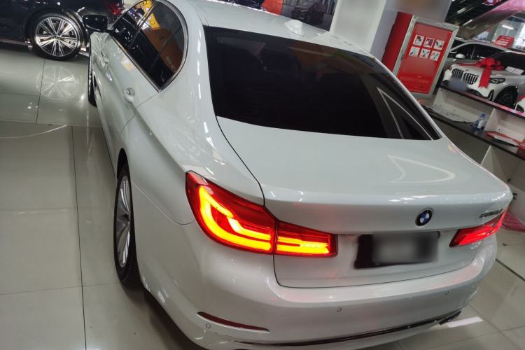 Used BMW 5 Series 2019 525Li Luxury Package
