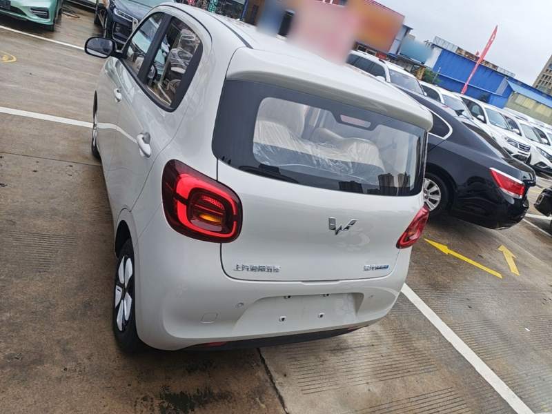 Used Wuling Hongguang MINIEV 2025 Four-Door Version Advanced Edition — 5