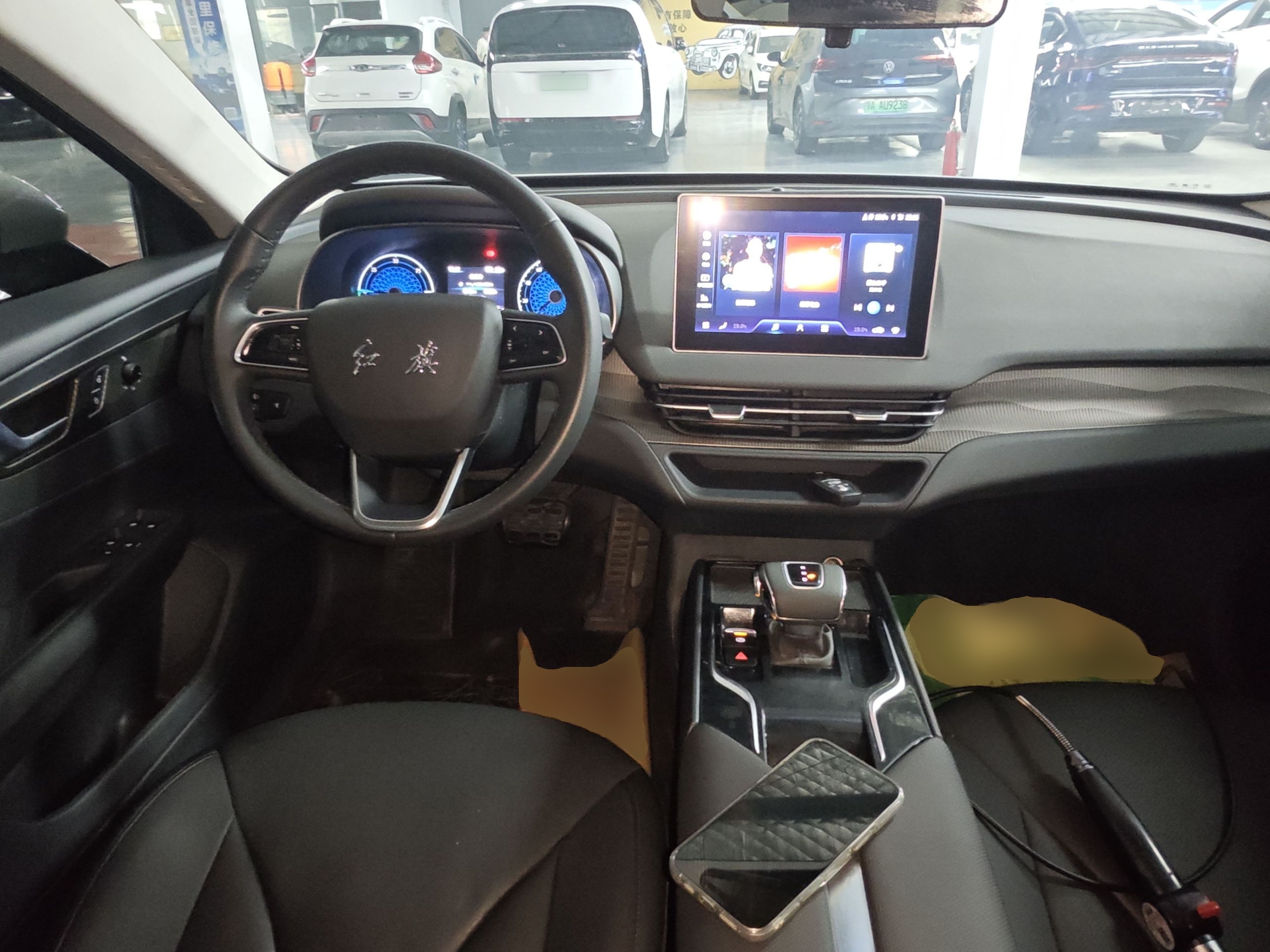 Hongqi E-QM5 2024 450km Range Commuter Version — снимка 12