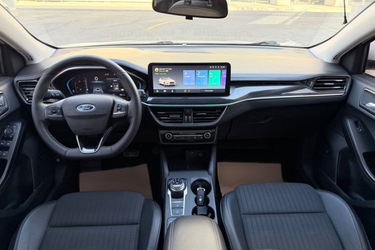 Used Ford Focus 2021 Hatchback EcoBoost 180 Automatic Titanium Edition
