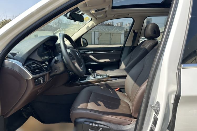 Used BMW X5 2018 xDrive28i