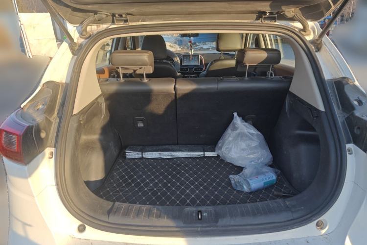 Used Dongfeng Aeolus AX4 2017 1.6L DCT Trendy Style Trunk