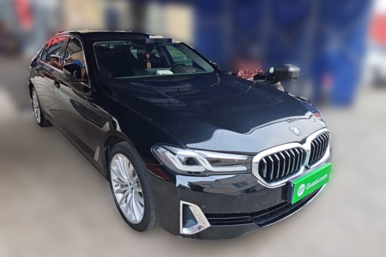 Used BMW 5 Series 2021 Updated 530Li Luxury Package Premium Edition Front Right 45 Deg