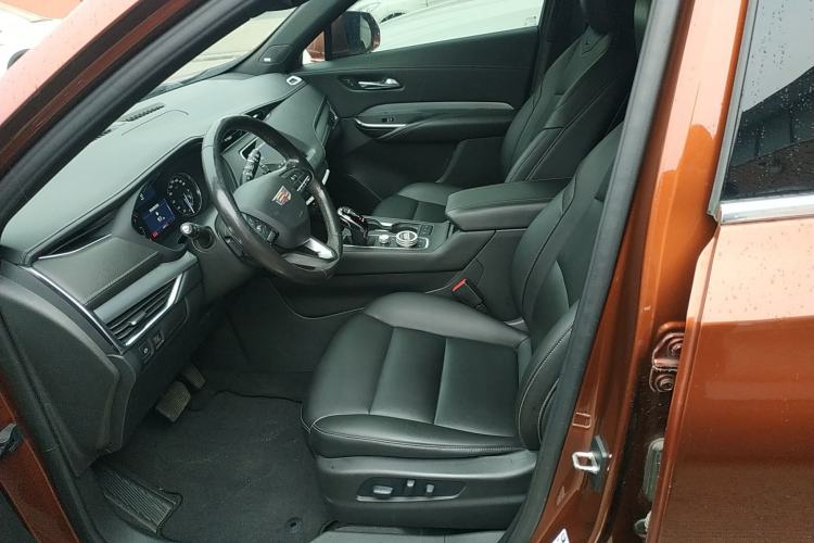 Used Cadillac XT4 2021 28T Two-Wheel Drive Leading Version