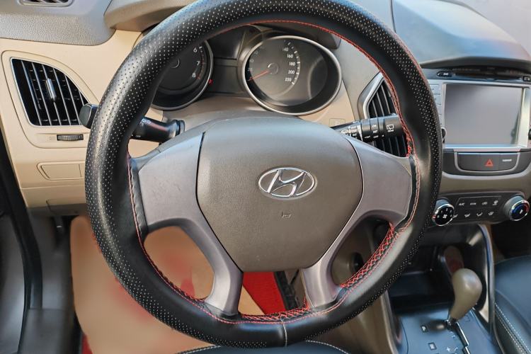 Used Hyundai ix35 2013 2.0L Automatic 2WD Comfort GL China IV Standard