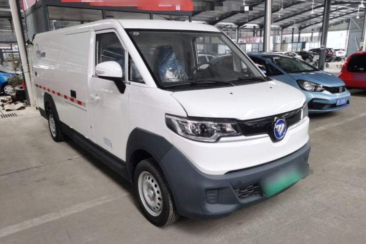 Used Foton Intelligent Blue Elf E7 2024 All-Electric Van Flat Roof 2 Seats EVE Energy 41.86 kWh
