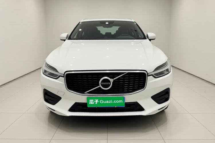 Used Volvo XC60 2019 T5 4x4 Zhiyuan Sport Edition China V Standard
