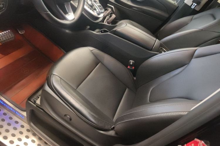 Used Mercedes-Benz V-Class 2018 V 260 Prestige Edition China VI
