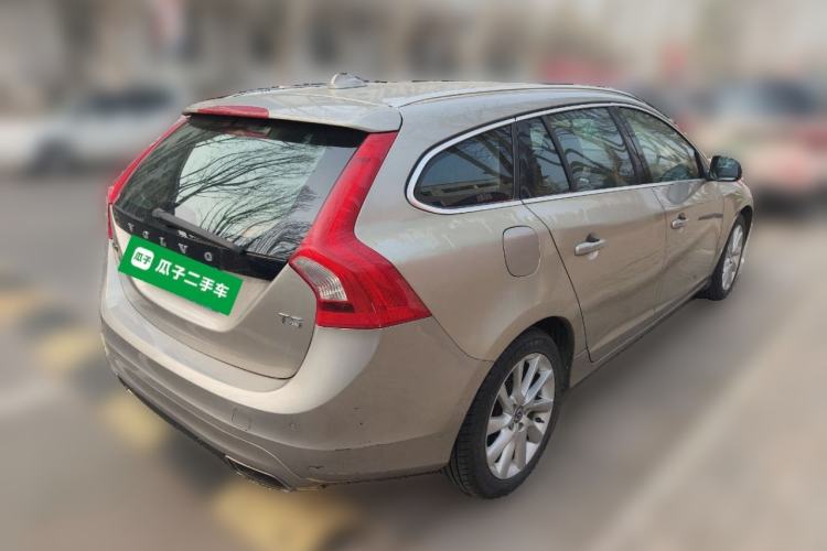 Used Volvo V60 2014 Facelift T5 Zhiyi Edition
