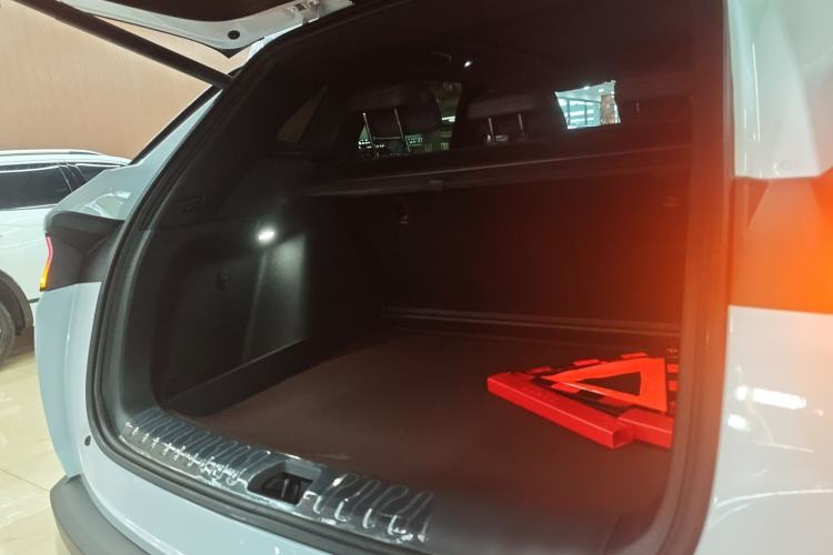 Used BYD Song L DM-i 2025 Intelligent Driving Version 112 km Beyond-Range Type
