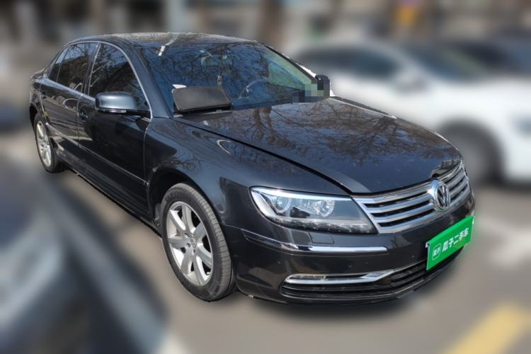 Used Volkswagen Phaeton 2012 3.0L Executive Version Front Right 45 Deg