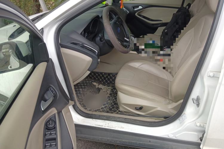 Used Ford Focus 2015 Sedan EcoBoost 180 Automatic Flagship Model
