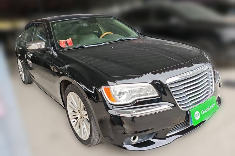 Used Chrysler 300C 2013 3.6L Luxury Edition