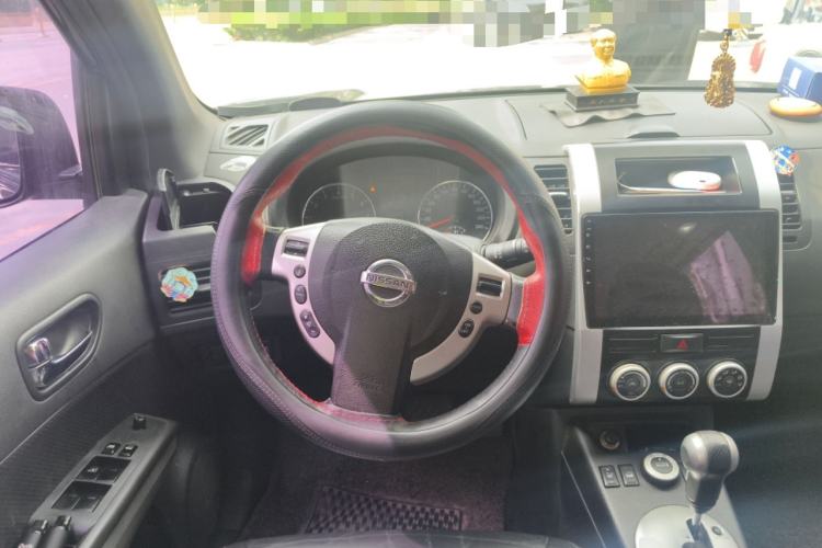 Used Nissan X-Trail 2012 2.5L CVT Ultimate Edition 4WD Steering Wheel
