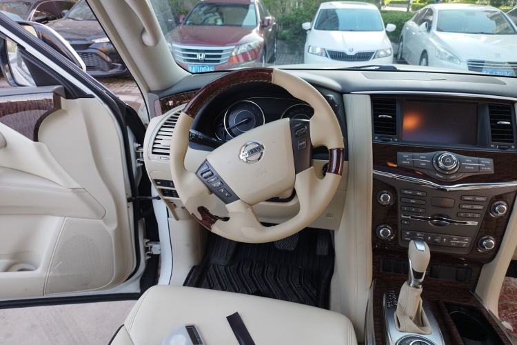 Used Nissan Patrol 2018 4.0L Flagship Model Steering Wheel
