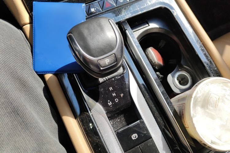 Used Hongqi H5 2023 2.0T Automatic Smart Connect Flagship Edition
